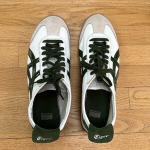Onitsuka Tiger Sneaker Size: 11 Color: Mexico 66 birch India ink latte